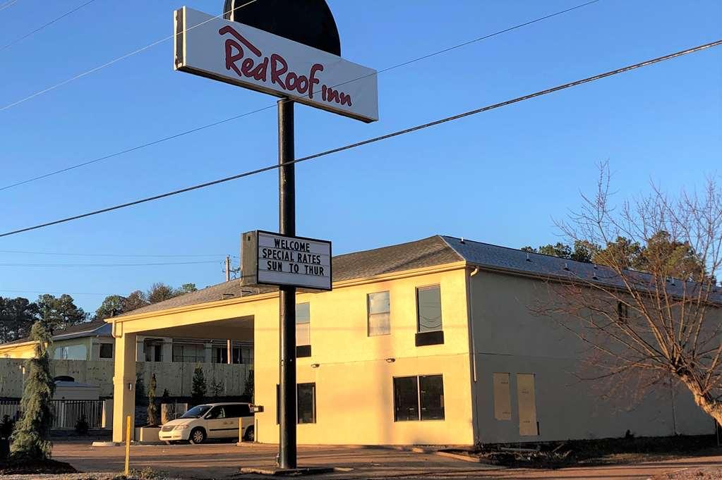 Red Roof Inn Griffin Exterior photo